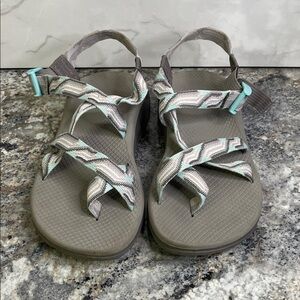 Chaco's Womens Z/2 Classic Strappy Hiking Outdoors Sandals Teal Gray
Aztec